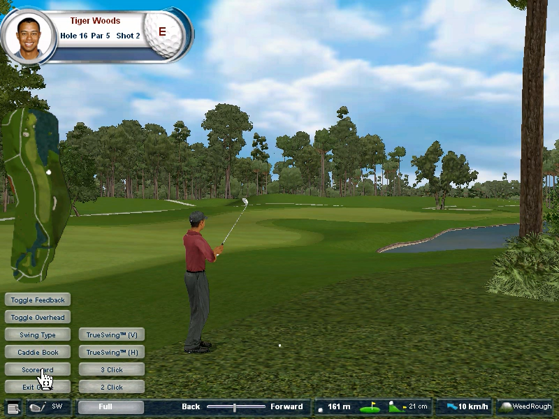 Tiger Woods PGA Tour 2002 (Windows) screenshot: Dropdown menu in bottom left corner allows to add course map to the left side of the screen