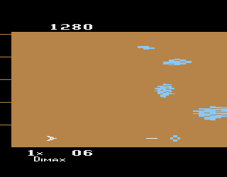 Missile War (Atari 2600) screenshot: I'm blasting away at incoming asteroids and aliens!