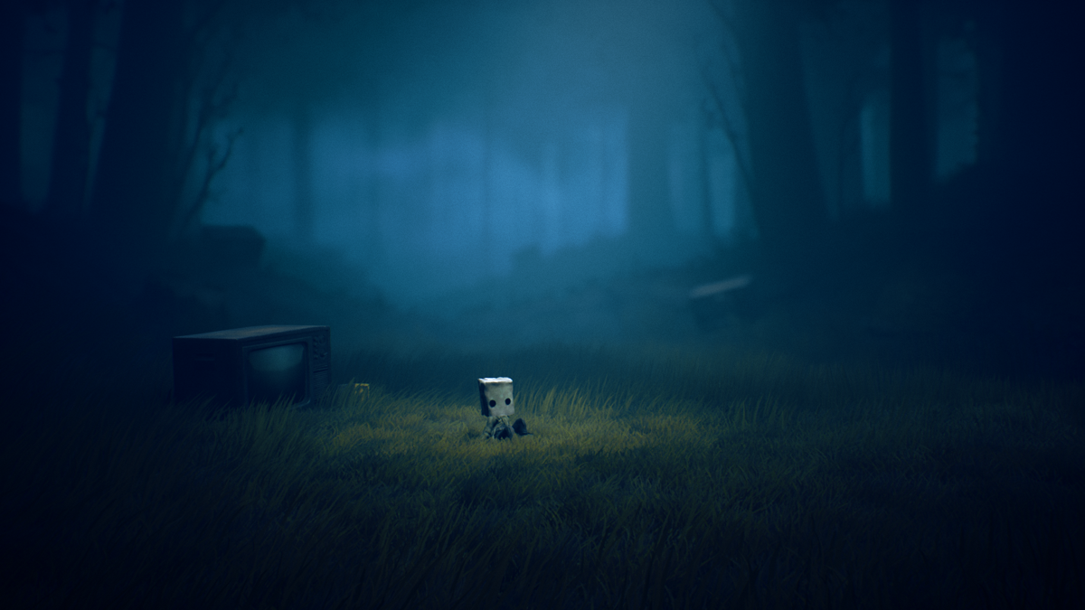 Little Nightmares II (Windows) screenshot: Mono wakes up in a forest, next to a TV
