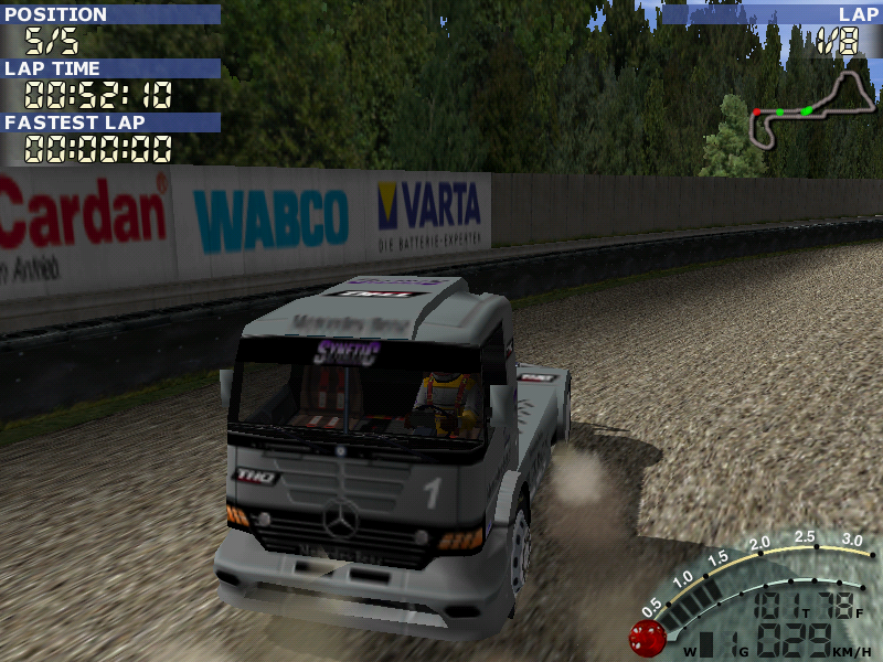 Mercedes-Benz Truck Racing (Windows) screenshot: Might be difficult to come back on the track