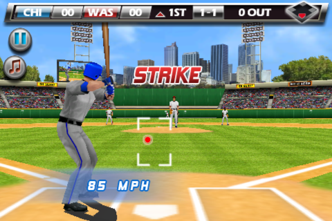 Derek Jeter Real Baseball (iPhone) screenshot: Strike!