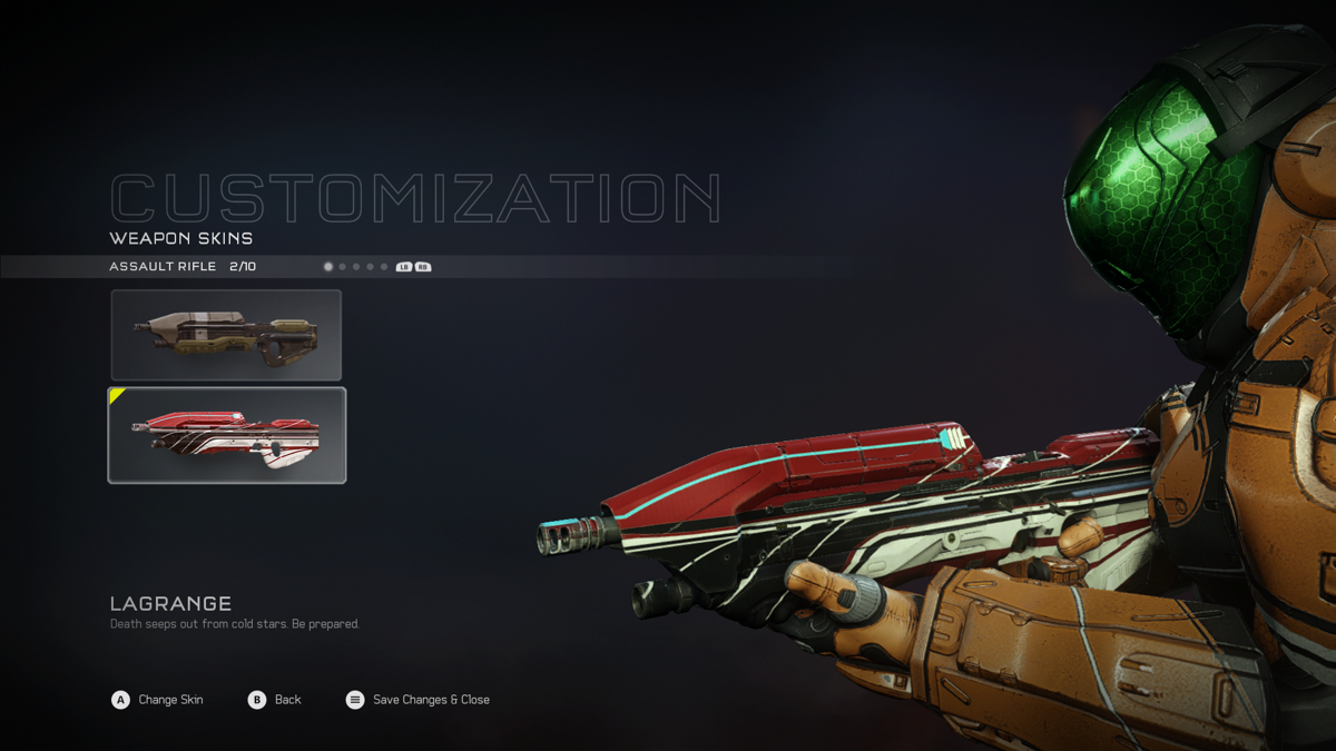Halo 5: Guardians (Xbox One) screenshot: I can also change my weapon skins, my new Assault Rifle skin looks awesome!