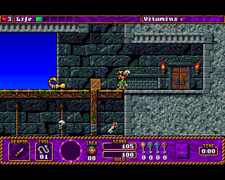 Traps 'n' Treasures (Amiga) screenshot: Level 3 (The Temple) is some sort of an pyramid with scorpions and similar stuff.