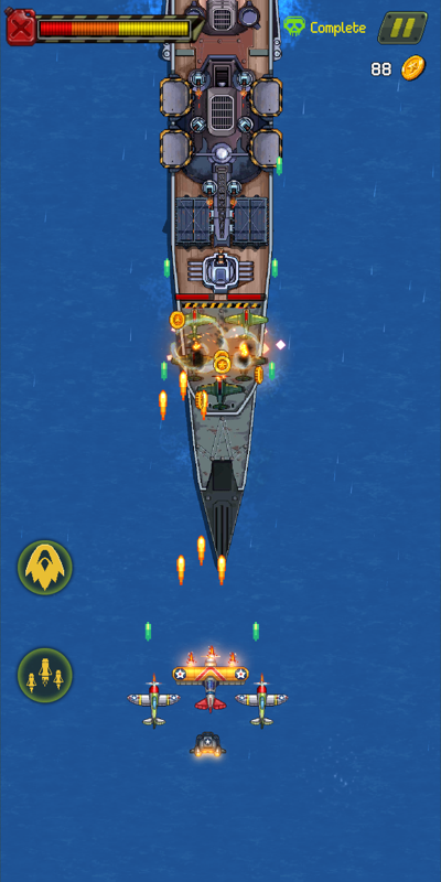 1945 Air Force (Android) screenshot: Battleship boss