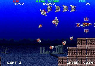 Megablast (Arcade) screenshot: Stage 1 - Some enemies have homing missiles!