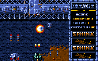 Intact (Amiga) screenshot: Shooting enemies