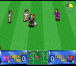 Shijō Saikyō League Serie A: Ace Striker (SNES) screenshot: Red card for the player who is... behind the referee.