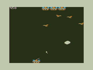 Blitz (TRS-80 CoCo) screenshot: Incoming Bomb