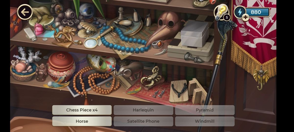 Murder by Choice (Android) screenshot: Lots of trinkets to sift through