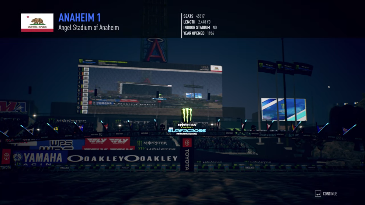 Monster Energy Supercross 3: The Official Videogame (Stadia) screenshot: Preparing for an indoor race.