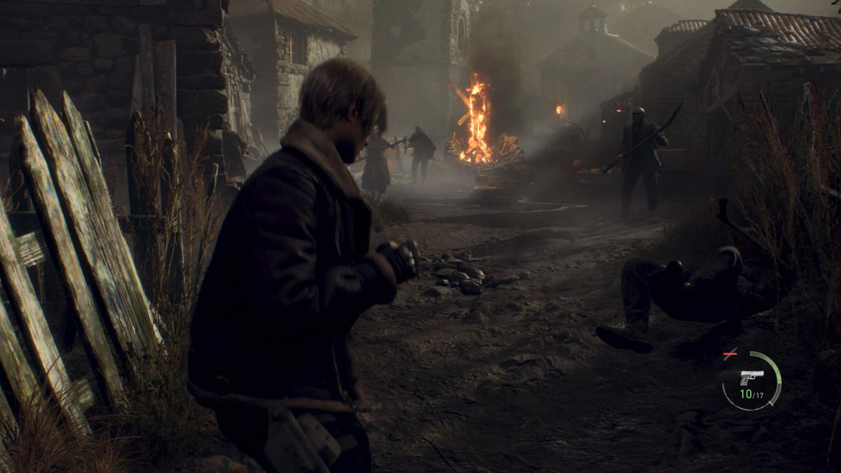 Resident Evil 4 (PlayStation 5) screenshot: Fighting the villagers