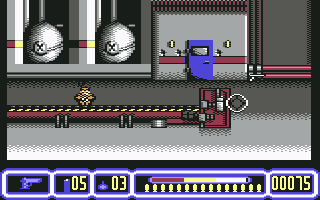 Die Hard 2: Die Harder (Commodore 64) screenshot: One of the enemies left a gun behind