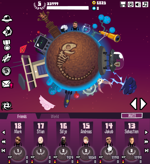 Crazy Planets (Browser) screenshot: Home planet / main menu