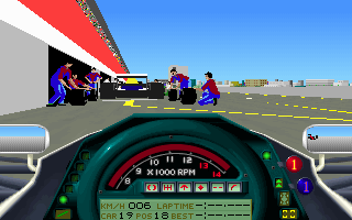 World Circuit (DOS) screenshot: Accelerating out of the box. The competitor is still being serviced.