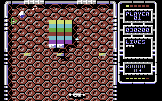 Arkanoid: Revenge of DOH (Commodore 64) screenshot: A game in progress