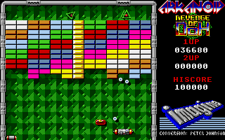 Arkanoid: Revenge of DOH (Amiga) screenshot: Collect the red "L" for lasers