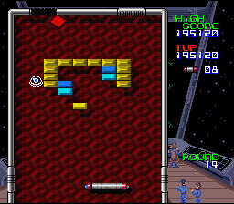 Arkanoid: Doh It Again (SNES) screenshot: This blob creature disappears with the powerball and releases it somewhere else.