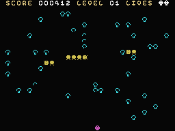 Scentipede (MSX) screenshot: The scentipede has broken into pieces.