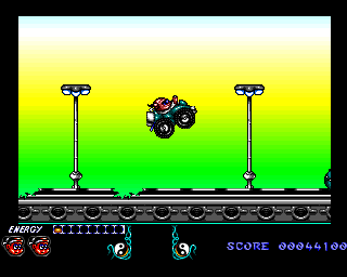 Dojo Dan (Amiga) screenshot: Moonscape level can be completed with a car.