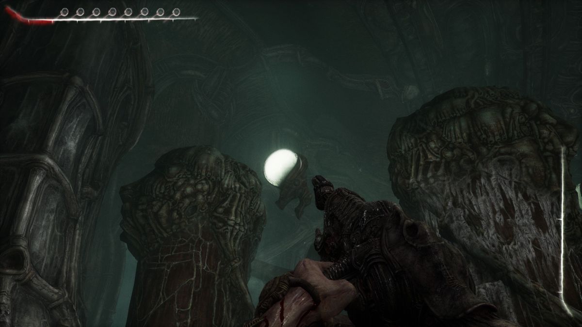 Scorn (Windows) screenshot: Carrying the first gun you find in the game.