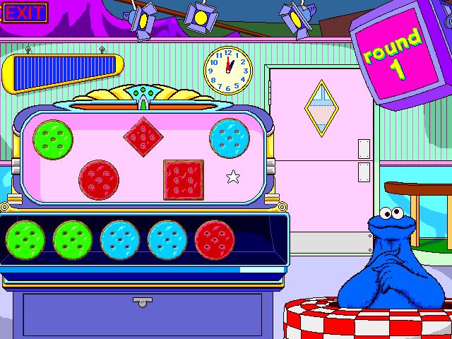 Sesame Street: Get Set to Learn (Windows 3.x) screenshot: Completing the sequence