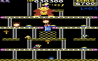 Donkey Kong (Commodore 64) screenshot: Running on a conveyor belt (US version)
