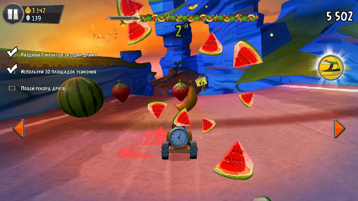 Angry Birds: Go! (Android) screenshot: In this game mode you need to splat as much fruit as you can