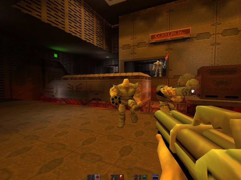 Quake II (Windows) screenshot: Strogg continue to fight even after being decapitated