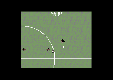Liverpool: The Computer Game (Commodore 64) screenshot: Chasing the ball