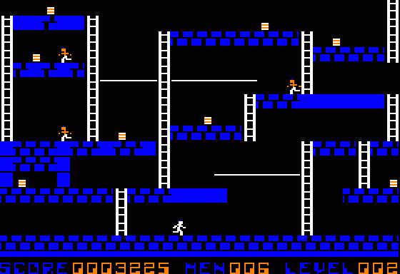 Lode Runner (Apple II) screenshot: Run around and pick up the gold.