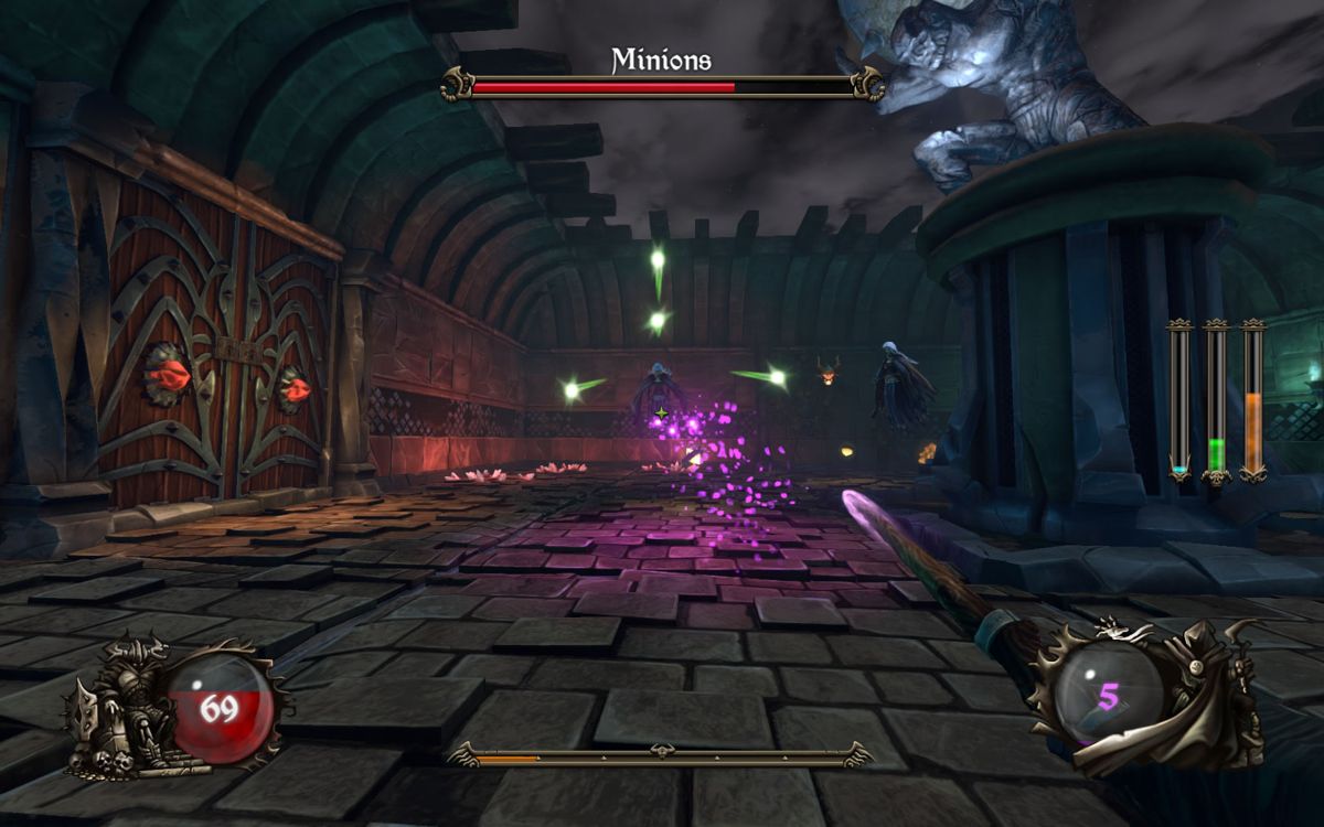 Ziggurat (Windows) screenshot: Flying witches that fire in all directions.