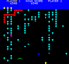 Mushroom Mania (Oric) screenshot: Killed several centipedes