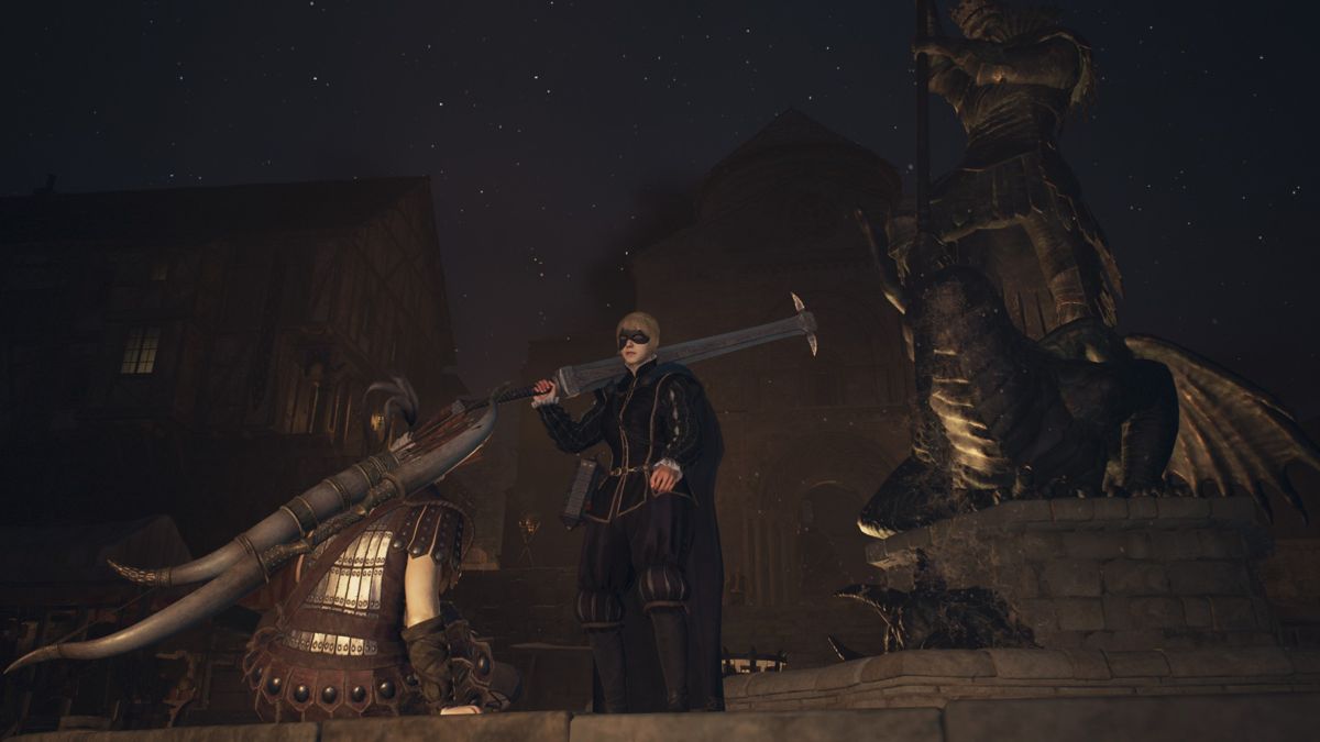 Dragon's Dogma II (Windows) screenshot: Town square at night