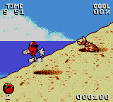 Cool Spot (Game Gear) screenshot: Crabs appear from the sand