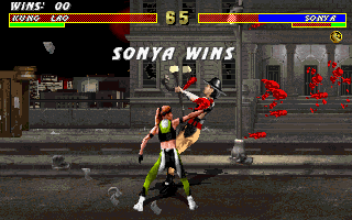Mortal Kombat 3 (DOS) screenshot: Sonya defeats Kung Lao