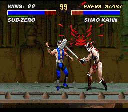 Mortal Kombat 3 (SNES) screenshot: Sub-Zero feeling the greatest power of Shao Kahn's Hammer: what a outstanding blow, man!