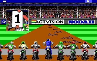 Motocross (DOS) screenshot: Start of the race