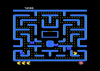 Ms. Pac-Man (Atari 5200) screenshot: You can eat ghosts when they are blue