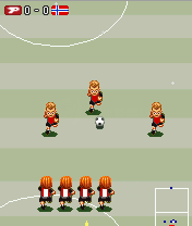 Playman World Soccer (J2ME) screenshot: Setting up a wall in a free kick situation.