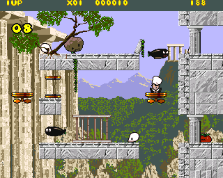 Pierre le Chef is... Out to Lunch (Amiga) screenshot: Greece - paralyzed on the elevator (level 6)