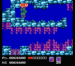 Teenage Mutant Ninja Turtles (NES) screenshot: Last of the Eight bombs to defuse. Note watch out for the seaweed