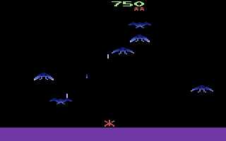 Phoenix (Atari 2600) screenshot: Some larger enemies here