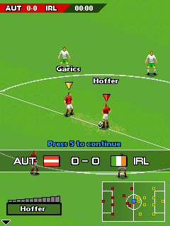 Real Soccer 2012 (J2ME) screenshot: Kick-off (240x320 version)