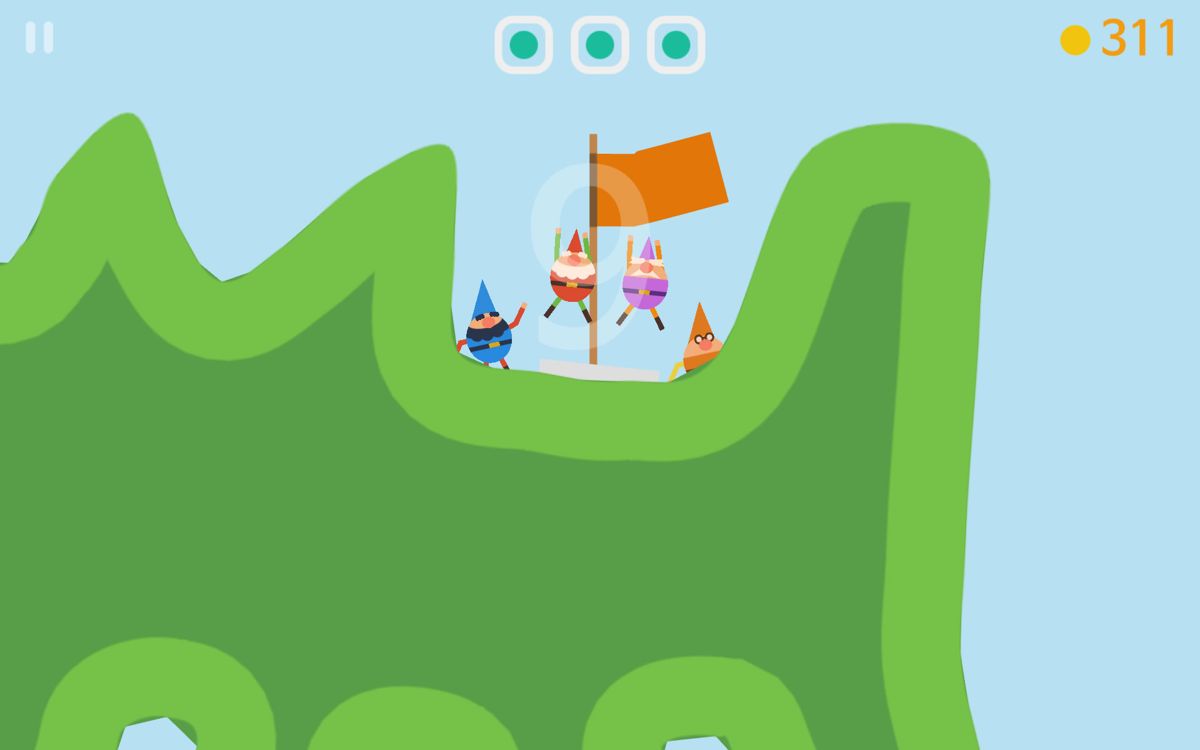 Lonely One: Hole-in-one (Android) screenshot: The gnomes are happy with the result.