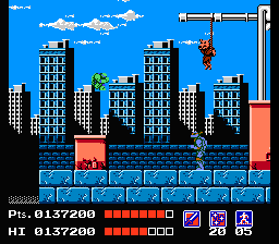 Teenage Mutant Ninja Turtles (NES) screenshot: Area 3 - Wall Street. Mecca Turtle - Area boss