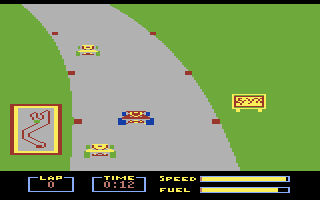 Pitstop (Commodore 64) screenshot: Whoa, sharp turn...