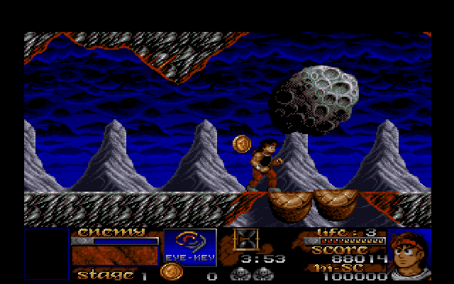 Risky Woods (Amiga) screenshot: Watch out for the huge rock