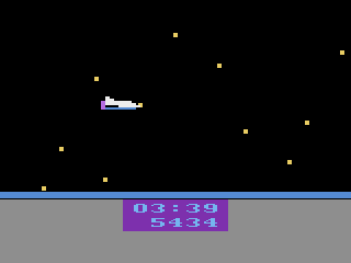 Shuttle Orbiter (Atari 2600) screenshot: Flying through space debris