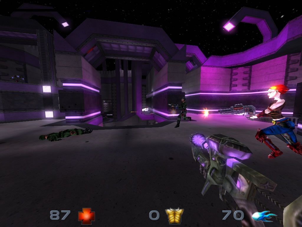 Nexuiz (Windows) screenshot: Some of the models are really funky.