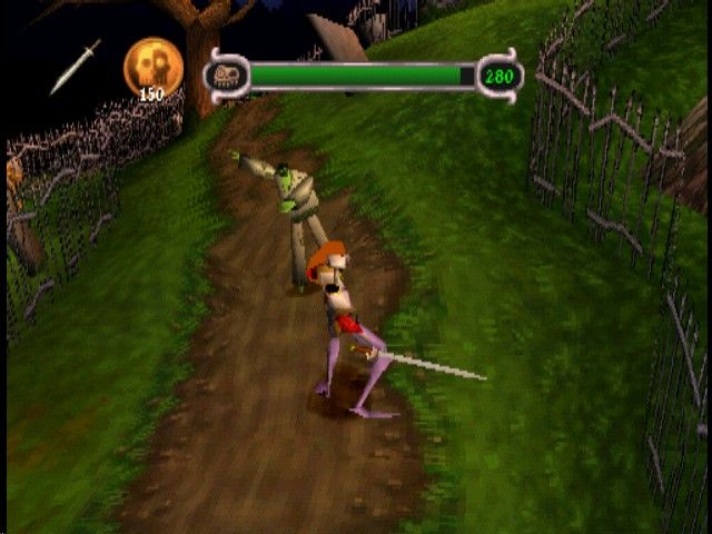 MediEvil (PlayStation) screenshot: Fighting a zombie in The Graveyard.